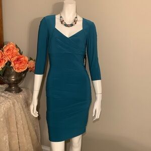 💚 💙 Gorgeous WHBM Instantly Slimming bodycon dress Emerald Green 0